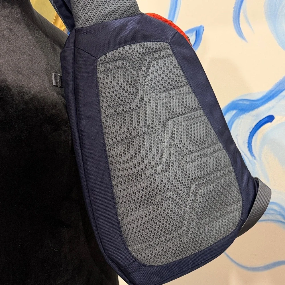 Patagonia Navy, Gray & Red Sling Bag - Atom 8L Style - Picture 7 of 7